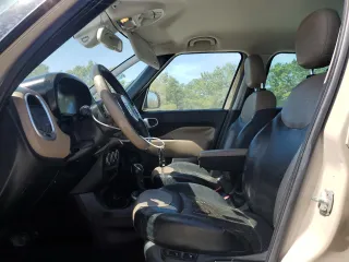 2015 FIAT 500L Lounge with VIN ZFBCFACH3FZ031012, listed as a Copart auction lot 48143845 with 146,321 mi miles and Salvage Title. Bid and sale history available at carsss.com. Image 7.