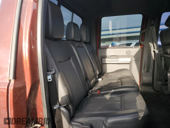 2015 Ford F-350 Platinum z VIN 1FT8W3BT0FEB61101, wystawiony jako Copart lot #51622235 z przebiegiem 110 570 mil mil oraz Szkoda całkowita • Salvage title. Historia ofert i sprzedaży dostępna na DreamBid. Obrazek 10.