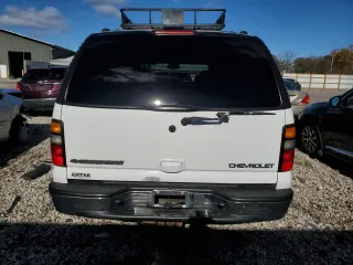 2005 Chevrolet Suburban LT with VIN 1GNGK26U75R211723, listed as a Copart auction lot 79771804 with 183,581 mi miles and Clean Title. Bid and sale history available at carsss.com. Image 6.