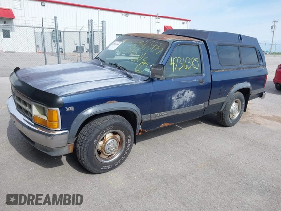 1991 Dodge Dakota z VIN 1B7GG26X3MS259618, wystawiony jako IAAI lot #42316385 z przebiegiem 174 734 mil mil oraz . Historia ofert i sprzedaży dostępna na DreamBid. Obrazek 2.