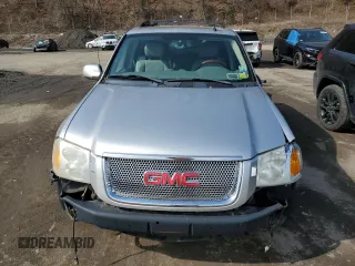 2007 GMC Envoy Denali with VIN 1GKET63M072110631, listed as a Copart auction lot 47081475 with 182,600 mi miles and Salvage Title. Bid and sale history available at carsss.com. Image 5.