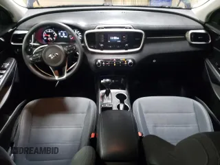 2016 Kia Sorento LX z VIN 5XYPGDA52GG177309, wystawiony jako Copart lot #47786225 z przebiegiem 85 872 mil mil oraz Szkoda całkowita • Salvage title. Historia ofert i sprzedaży dostępna na DreamBid. Obrazek 8.