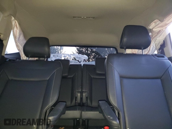 2019 Volkswagen Atlas SEL with VIN 1V2MR2CA5KC611651, listed as a Copart auction lot 86368654 with 54,066 mi miles and Salvage title. Bid and sale history available at DreamBid. Image 10.
