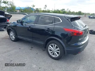 2017 Nissan Rogue Sport S with VIN JN1BJ1CR5HW123634, listed as a IAAI auction lot 42094777 with 93,101 mi miles. Bid and sale history available at carsss.com. Image 3.