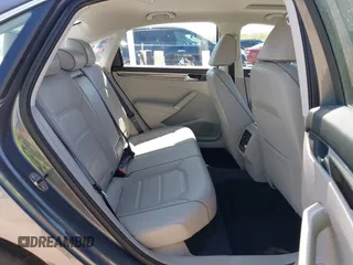 2017 Volkswagen Passat SE with VIN 1VWBT7A3XHC015940, listed as a IAAI auction lot 42027997 with 28,442 mi miles and . Bid and sale history available at DreamBid. Image 8.