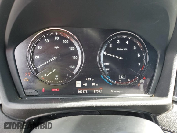 2020 BMW X1 xDrive28i with VIN WBXJG9C0XL5R33141, listed as a Copart auction lot 63040155 with 165,172 mi miles and Clean title. Bid and sale history available at DreamBid. Image 9.
