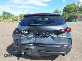 2024 Mazda CX-50 S Premium z VIN 7MMVABDM7RN160582, wystawiony jako IAAI lot #42312189 z przebiegiem 43 210 mil mil oraz . Historia ofert i sprzedaży dostępna na DreamBid. Obrazek 16.