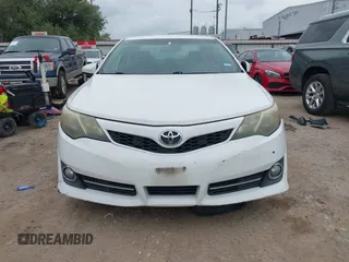 2014 Toyota Camry L with VIN 4T1BF1FK1EU426216, listed as a IAAI auction lot 42152479 with 210,388 mi miles. Bid and sale history available at carsss.com. Image 13.