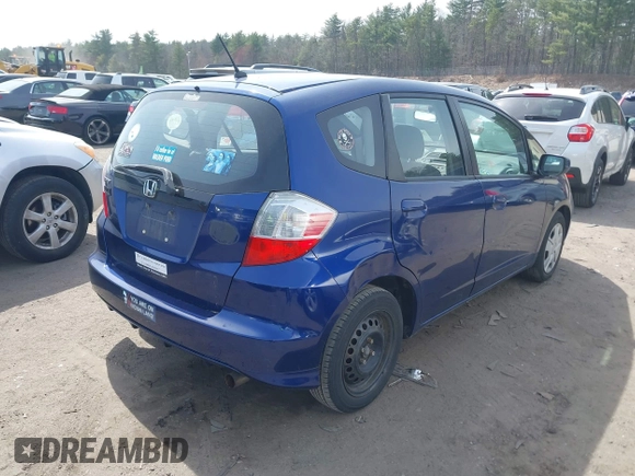 2013 Honda Fit with VIN JHMGE8H36DC017403, listed as a IAAI auction lot 42044816 with 206,688 mi miles. Bid and sale history available at carsss.com. Image 4.