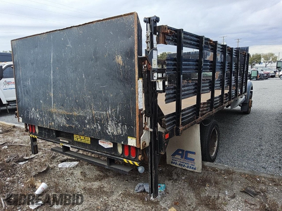 2014 Ford Super Duty F-450 DRW XL with VIN 1FDUF4GY0EEB74224, listed as a Copart auction lot 79228464 with 135,233 mi miles and Clean Title. Bid and sale history available at carsss.com. Image 3.