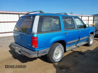 1992 Ford Explorer Eddie Bauer z VIN 1FMDU34X5NUB84863, wystawiony jako IAAI lot #42449670 z przebiegiem 22 566 mil mil oraz . Historia ofert i sprzedaży dostępna na DreamBid. Obrazek 4.