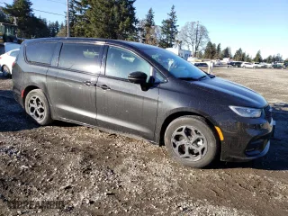 2023 Chrysler Pacifica Hybrid Limited with VIN 2C4RC1S77PR609357, listed as a Copart auction lot 44995975 with 60,627 mi miles and Salvage Title. Bid and sale history available at carsss.com. Image 4.