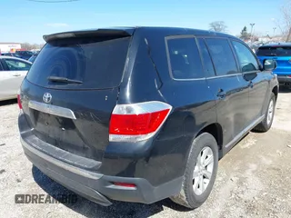2013 Toyota Highlander with VIN 5TDZA3EH3DS035056, listed as a IAAI auction lot 41989698 with 161,956 mi miles and . Bid and sale history available at DreamBid. Image 4.