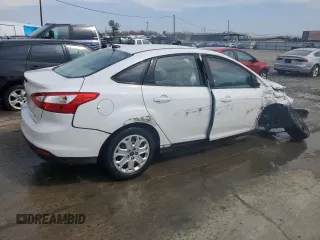 2012 Ford Focus SE with VIN 1FAHP3F21CL389667, listed as a Copart auction lot 49953185 with 44,268 mi miles and Salvage Title. Bid and sale history available at DreamBid. Image 3.
