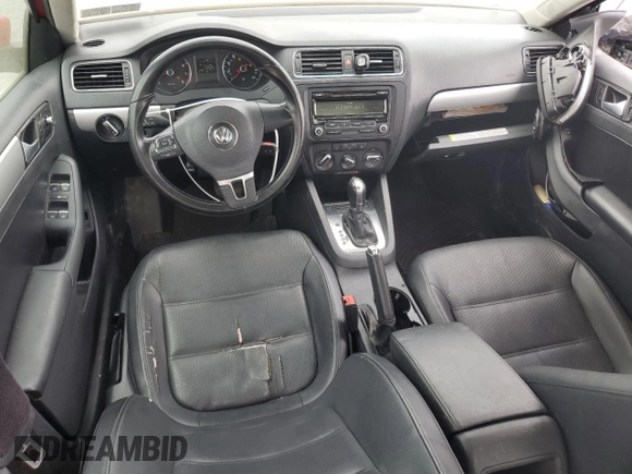2014 Volkswagen Jetta SE с VIN 3VWD17AJ3EM238733, выставлен на аукционе Copart как лот 59005125 с пробегом 113 428 миль миль и Списание • Salvage title. История ставок и продаж доступна на DreamBid. Изображение 8.