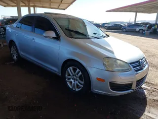 2007 Volkswagen Jetta Sedan 2.5L with VIN 3VWSG71K27M033082, listed as a IAAI auction lot 41819794 with 239,939 mi miles. Bid and sale history available at carsss.com. Image 1.