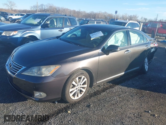 2011 Lexus ES with VIN JTHBK1EG2B2472155, listed as a IAAI auction lot 40962743 with 134,227 mi miles. Bid and sale history available at carsss.com. Image 17.