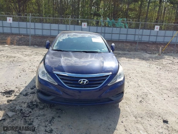 2014 Hyundai Sonata GLS with VIN 5NPEB4AC1EH889286, listed as a IAAI auction lot 41967498 with 113,033 mi miles. Bid and sale history available at carsss.com. Image 6.