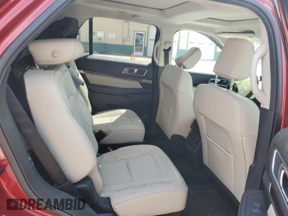 2019 Ford Explorer Platinum с VIN 1FM5K8HT1KGA40736, выставлен на аукционе Copart как лот 54357915 с пробегом 67 164 миль миль и Списание • Salvage title. История ставок и продаж доступна на DreamBid. Изображение 10.