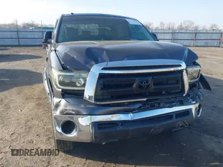 2013 Toyota Tundra 4WD Truck with VIN 5TFDW5F11DX280229, listed as a IAAI auction lot 41748326 with 183,953 mi miles. Bid and sale history available at carsss.com. Image 17.