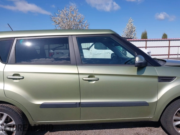 2012 Kia Soul + with VIN KNDJT2A66C7416740, listed as a IAAI auction lot 42085271 with 74,512 mi miles. Bid and sale history available at carsss.com. Image 13.