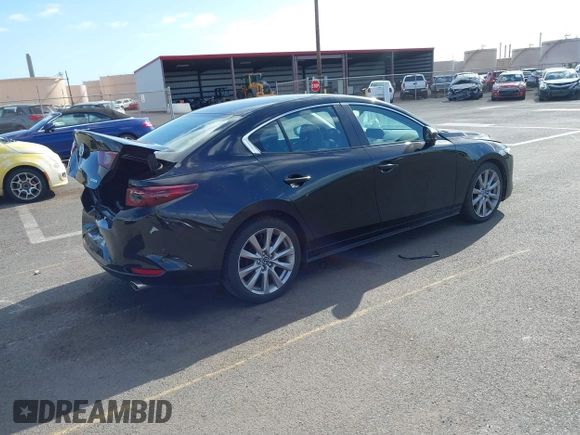 2020 Mazda 3 Select с VIN 3MZBPACL9LM131720, выставлен на аукционе IAAI как лот 41699018 с пробегом 63 627 миль миль и . История ставок и продаж доступна на DreamBid. Изображение 4.