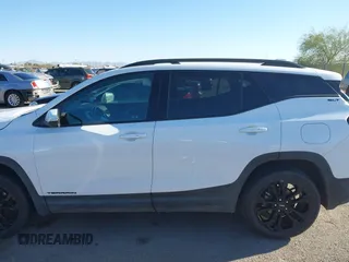 2022 GMC Terrain SLT with VIN 3GKALPEV8NL251632, listed as a IAAI auction lot 41803461 with 40,943 mi miles. Bid and sale history available at carsss.com. Image 15.