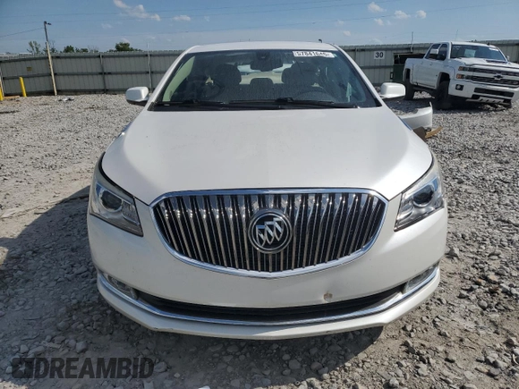 2016 Buick LaCrosse with VIN 1G4GA5G33GF163124, listed as a Copart auction lot 57841645 with 60,682 mi miles and Salvage title. Bid and sale history available at DreamBid. Image 5.