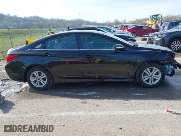 2014 Hyundai Sonata GLS with VIN 5NPEB4AC0EH930779, listed as a IAAI auction lot 41844886 with 116,457 mi miles and . Bid and sale history available at carsss.com. Image 14.