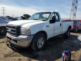 2007 Ford F-250 XL z VIN 1FTNF20517EA27507, wystawiony jako Copart lot #49907075 z przebiegiem 298 441 mil mil oraz Czysty tytuł • Clean title. Historia ofert i sprzedaży dostępna na DreamBid. Obrazek 1.