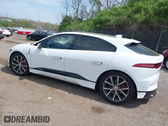 2020 Jaguar I-Pace SE with VIN SADHC2S1XL1F80407, listed as a IAAI auction lot 42033260 with 46,738 mi miles and . Bid and sale history available at DreamBid. Image 3.