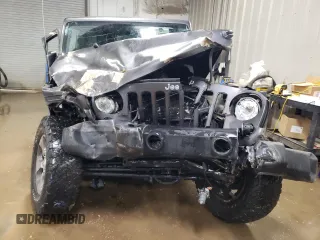 2017 Jeep Wrangler Unlimited Sahara with VIN 1C4BJWEG8HL593700, listed as a Copart auction lot 87053434 with 0 mi miles and Non Repairable. Bid and sale history available at carsss.com. Image 5.