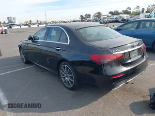 2021 Mercedes-Benz E-Class E 350 with VIN W1KZF8DB5MA976913, listed as a IAAI auction lot 41381806 with 13,541 mi miles. Bid and sale history available at carsss.com. Image 3.