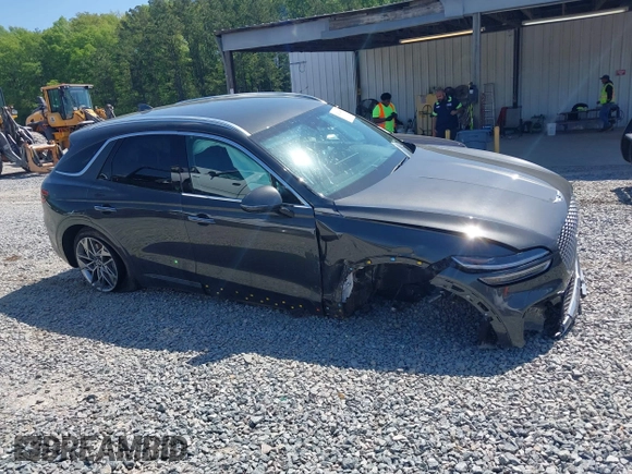 2025 Genesis GV70 2.5T z VIN KMUMADTB6SU212672, wystawiony jako IAAI lot #42012465 z przebiegiem 3 604 mil mil oraz . Historia ofert i sprzedaży dostępna na DreamBid. Obrazek 12.