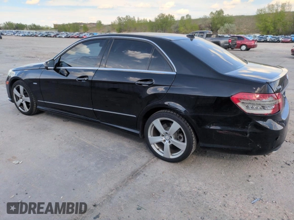 2012 Mercedes-Benz E 350 Luxury z VIN WDDHF5KB0CA590301, wystawiony jako Copart lot #56599885 z przebiegiem 115 802 mil mil oraz Szkoda całkowita • Salvage title. Historia ofert i sprzedaży dostępna na DreamBid. Obrazek 2.