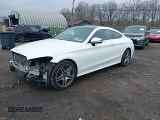 2018 Mercedes-Benz C 300 с VIN WDDWJ4KB5JF729208, выставлен на аукционе IAAI как лот 41937993 с пробегом 65 037 миль миль и . История ставок и продаж доступна на DreamBid. Изображение 2.