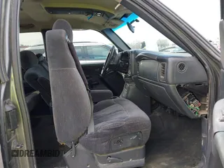 1999 Chevrolet Silverado 1500 LT with VIN 2GCEK19T5X1104064, listed as a IAAI auction lot 41875050 with 398,994 mi miles and . Bid and sale history available at DreamBid. Image 5.