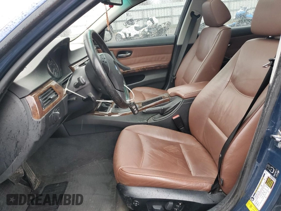 2006 BMW 3 Series 325xi with VIN WBAVD13526KV08214, listed as a Copart auction lot 50054715 with 162,946 mi miles and Salvage Title. Bid and sale history available at carsss.com. Image 7.