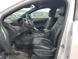 2015 Lincoln MKC z VIN 5LMTJ2AHXFUJ41226, wystawiony jako Copart lot #53430915 z przebiegiem 79 737 mil mil oraz Szkoda całkowita • Salvage title. Historia ofert i sprzedaży dostępna na DreamBid. Obrazek 7.