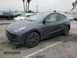 2025 Tesla Model Y Long Range with VIN 7SAYGDED8SF277469, listed as a Copart auction lot 45600195 with 442 mi miles and Salvage Title. Bid and sale history available at DreamBid. Image 1.