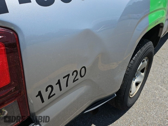 2018 Toyota Tacoma SR with VIN 5TFSX5EN6JX062775, listed as a IAAI auction lot 42774090 with 146,583 mi miles and . Bid and sale history available at DreamBid. Image 16.