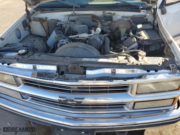 1998 Chevrolet C/K 1500 with VIN 2GCEK19R1W1205296, listed as a Copart auction lot 42456745 with 250,092 mi miles and Salvage Title. Bid and sale history available at carsss.com. Image 12.