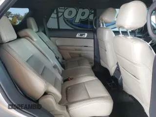 2012 Ford Explorer XLT z VIN 1FMHK7D85CGA41947, wystawiony jako Copart lot #55871925 z przebiegiem 119 152 mil mil oraz Szkoda całkowita • Salvage title. Historia ofert i sprzedaży dostępna na DreamBid. Obrazek 11.