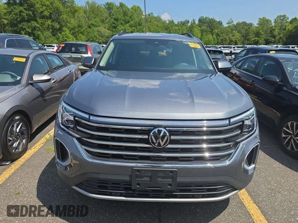 2024 Volkswagen Atlas SE с VIN 1V2HR2CAXRC566069, выставлен на аукционе IAAI как лот 42852810 с пробегом 20 626 миль миль и . История ставок и продаж доступна на DreamBid. Изображение 6.