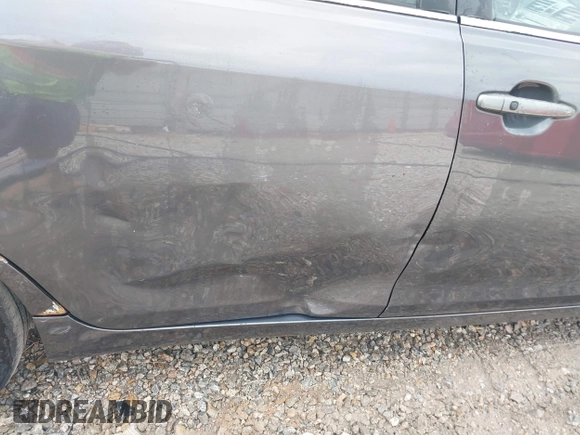 2011 Toyota Camry LE z VIN 4T1BF3EK0BU189369, wystawiony jako IAAI lot #42210101 z przebiegiem 207 679 mil mil oraz . Historia ofert i sprzedaży dostępna na DreamBid. Obrazek 6.