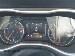 2018 Jeep Cherokee Latitude Plus with VIN 1C4PJMLB3JD571203, listed as a IAAI auction lot 41741170 with 134,877 mi miles and . Bid and sale history available at DreamBid. Image 7.