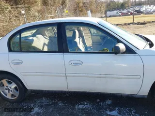 2004 Chevrolet Classic with VIN 1G1ND52F84M705659, listed as a IAAI auction lot 41313723 with 287,702 mi miles. Bid and sale history available at carsss.com. Image 13.