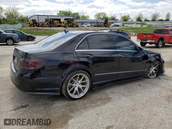 2010 Mercedes-Benz E 350 Luxury with VIN WDDHF8HB1AA260558, listed as a Copart auction lot 53979755 with 156,121 mi miles and Salvage title. Bid and sale history available at DreamBid. Image 3.
