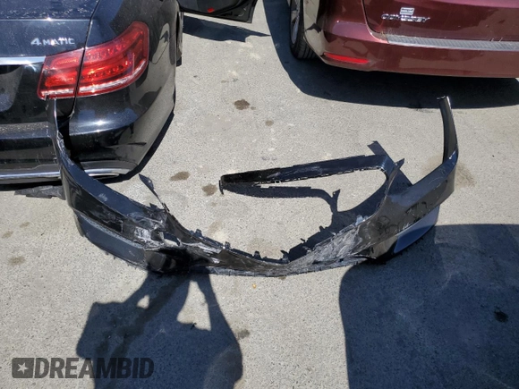 2014 Mercedes-Benz E 550 Sport with VIN WDDHF9BB8EA853354, listed as a Copart auction lot 56666184 with 127,145 mi miles and Salvage Title. Bid and sale history available at DreamBid. Image 12.