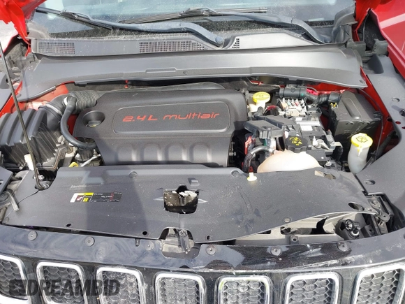 2018 Jeep Compass Latitude with VIN 3C4NJCBB1JT469511, listed as a IAAI auction lot 41609600 with 44,985 mi miles and . Bid and sale history available at carsss.com. Image 10.